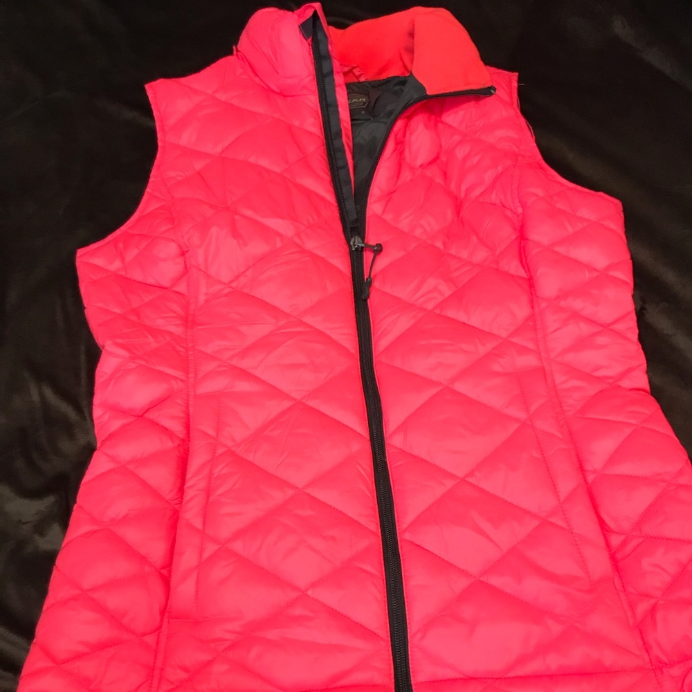 Puffy vest